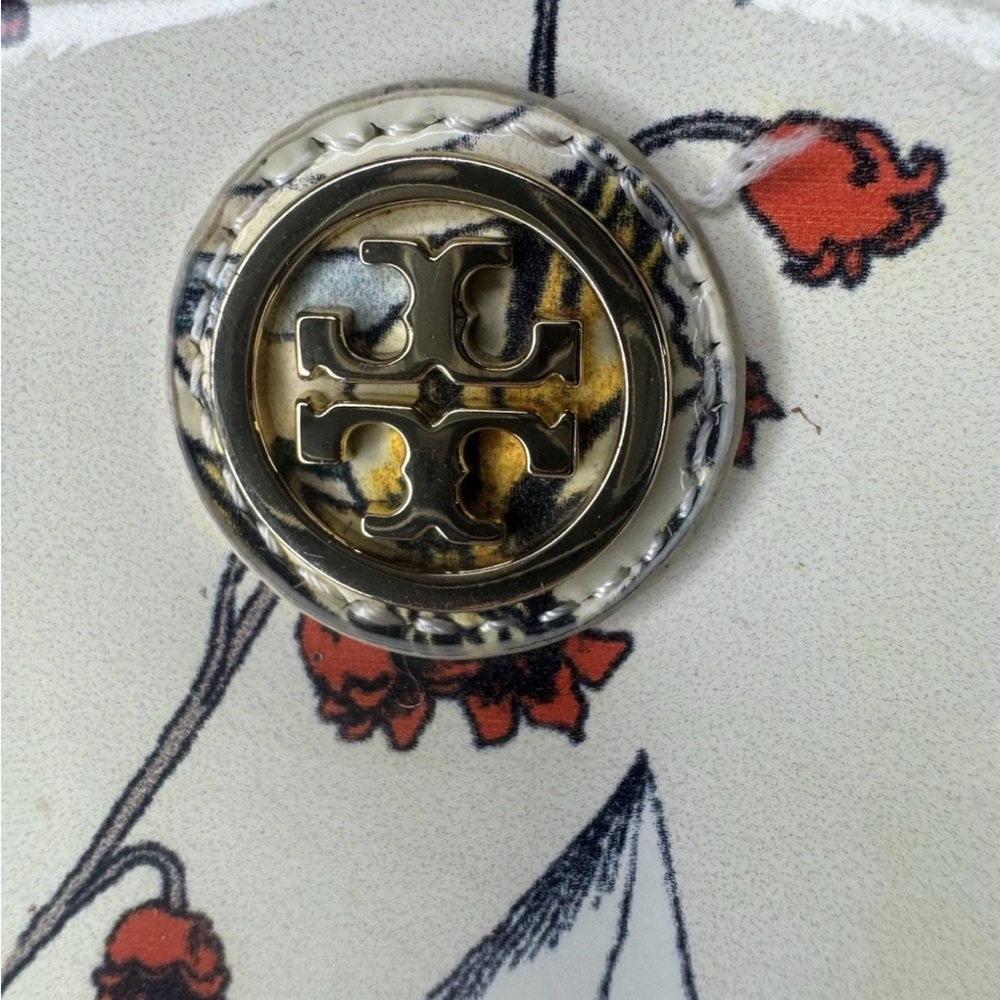 Tory Burch Cream Floral Clutch - Picture 5 of 12
